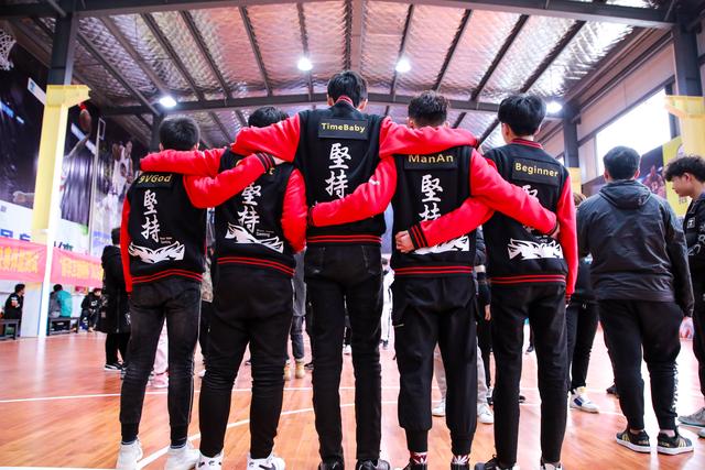 理實(shí)結(jié)合，新華學(xué)子展現(xiàn)專(zhuān)業(yè)電競(jìng)風(fēng)采！