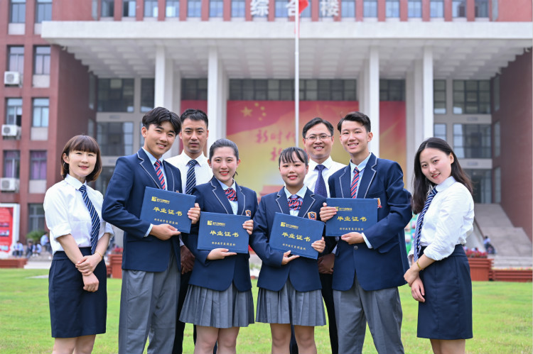職業(yè)教育托舉新希望，如何選擇一所好學校？