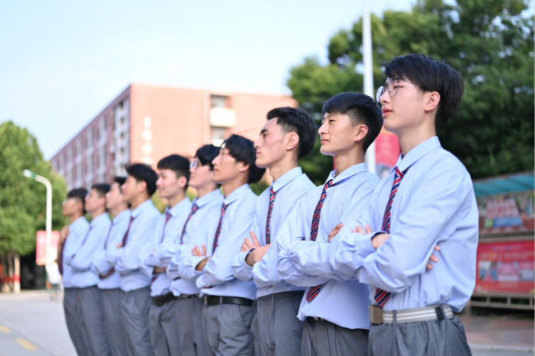 新視角:職業(yè)教育讓青年擁有人生出彩的機會