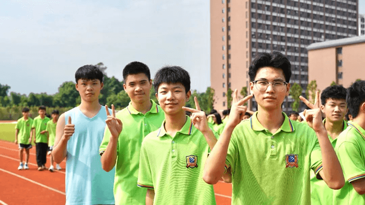 成都新華，這些關鍵詞帶你解鎖美好校園生活